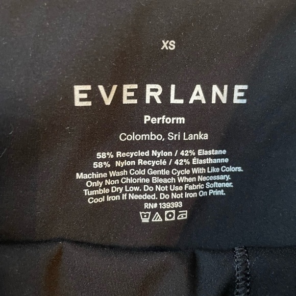 Everlane Black Athletic The Perform Bike Short Size XS Athleisure Comfort Active - Picture 5 of 6